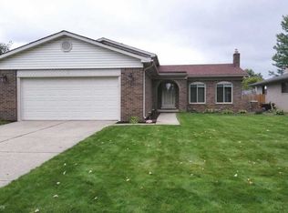 47416 Royal Rd, Macomb, MI 48044