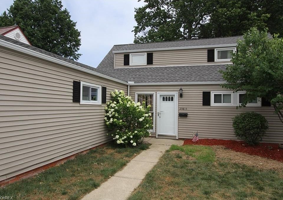 1st image of 29815 W Willowick Dr