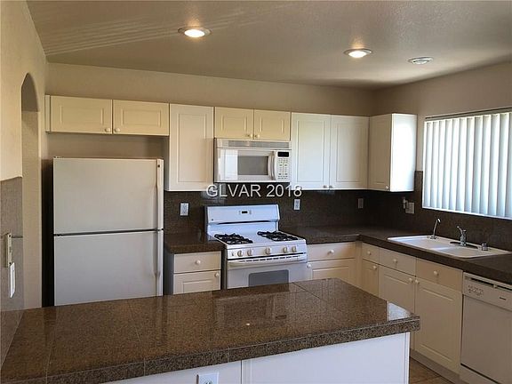 PLENTY OF COUNTER SPACE TOO!