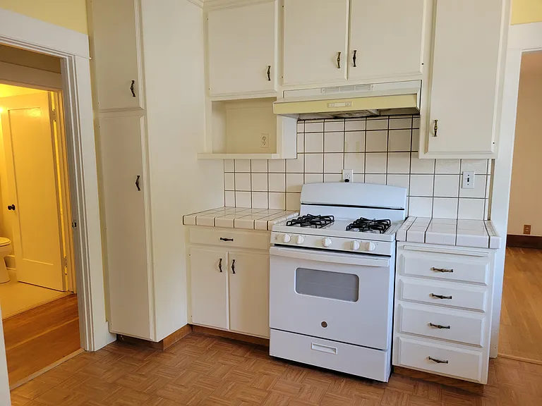465 Harrison Ave — Photo 19