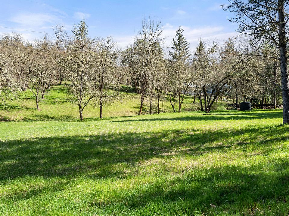 1st image of 1237 Daisy Creek Rd