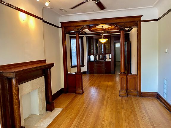 2nd image of 1336 W Wellington Ave #1
