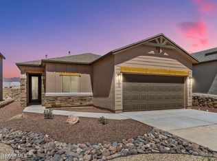 1018 Callie Ct, Socorro, TX 79927