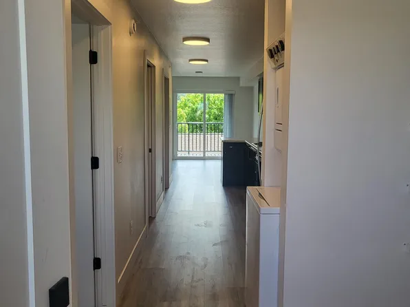 3215 S Russell St #304, Missoula, MT 59801