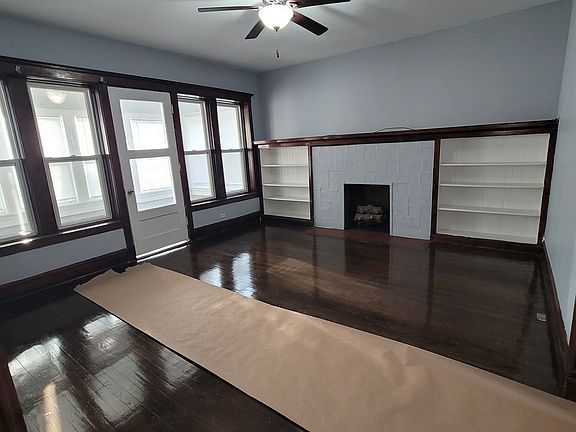 LR with Enclosed Porch