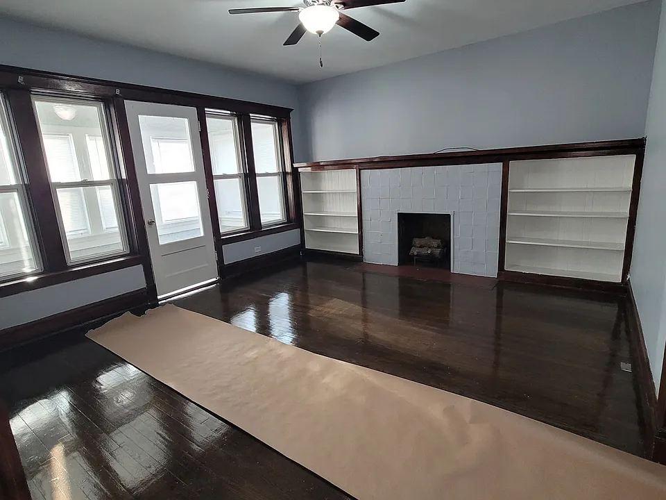 LR with Enclosed Porch