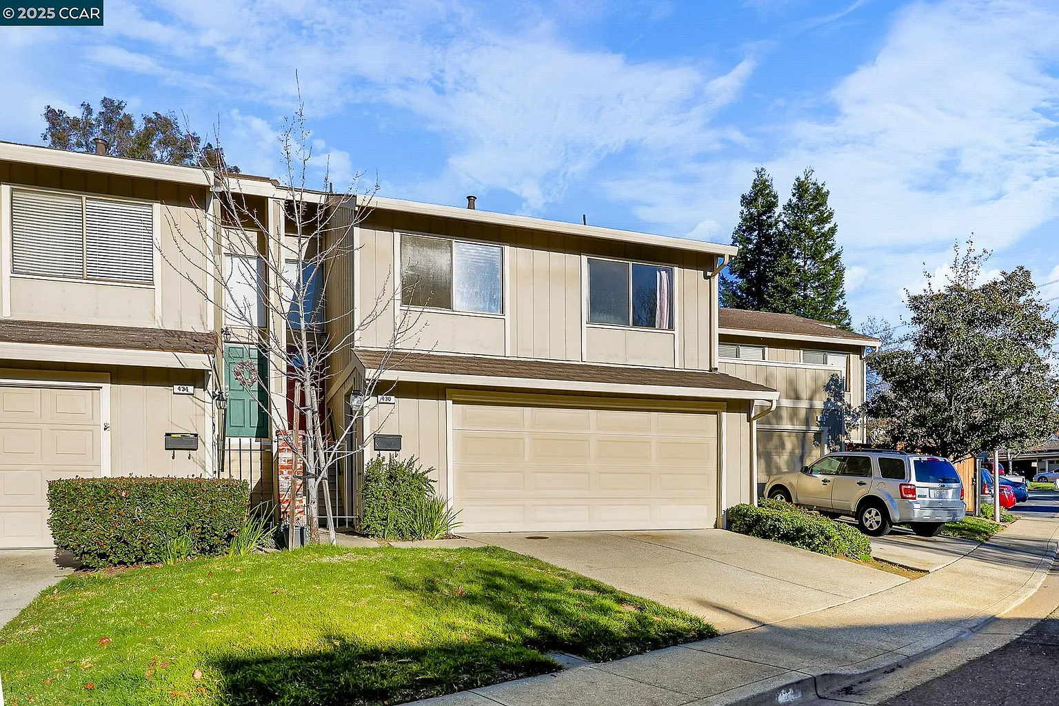 430 Thistle Cir photo 1