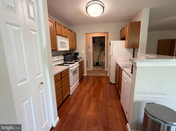25910 Ridge Manor Dr Unit G, Damascus, MD 20872