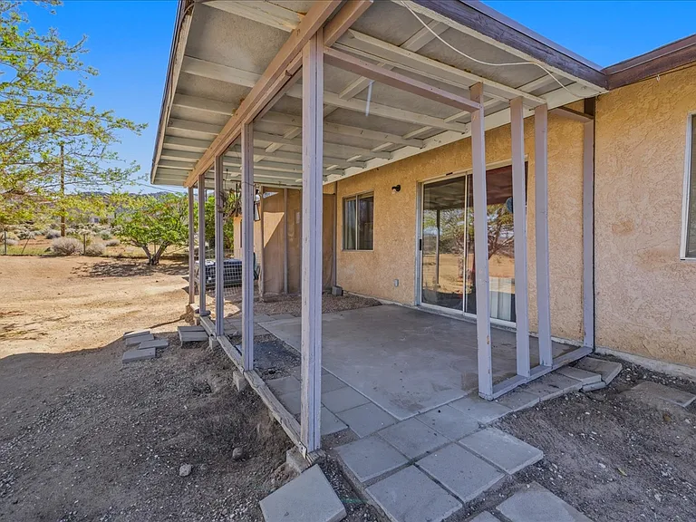 7273 Sunny Vista Rd — Photo 28