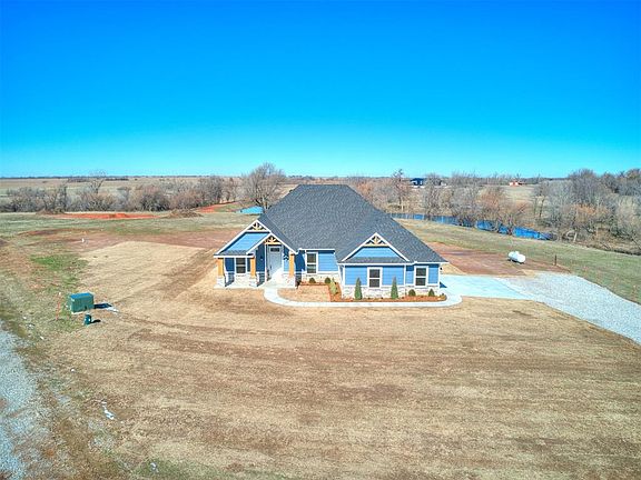 4th image of 16755 Pondview Ln