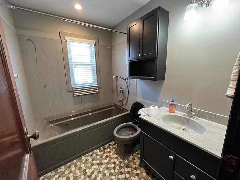 405 Pearl St #1 — Photo 11