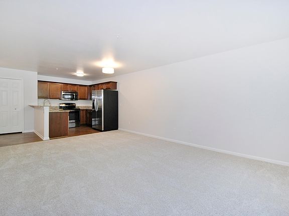 3rd image of 49310 E Woods Dr #49310