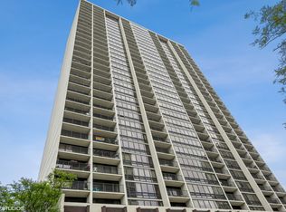 1636 N Wells St APT 2210, Chicago, IL 60614