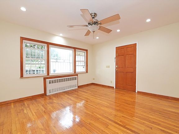 2nd image of 89-57 Gold Rd Floor 1