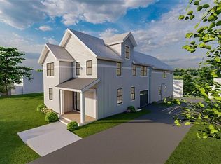 162 Forest St #3, New Canaan, CT