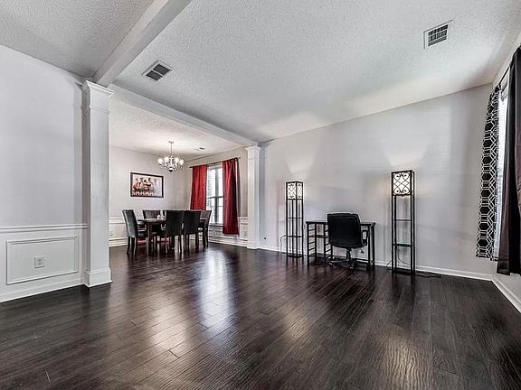 5th image of 514 Watercress Dr