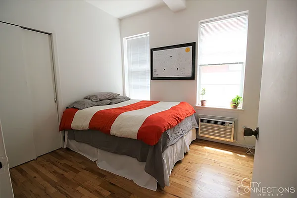 Rented by City Connections Realty | media 13