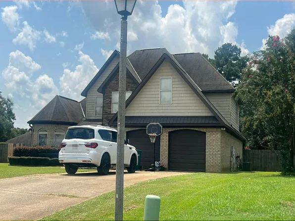 11925 Glen Ridge Blvd, Moundville, AL 35474
