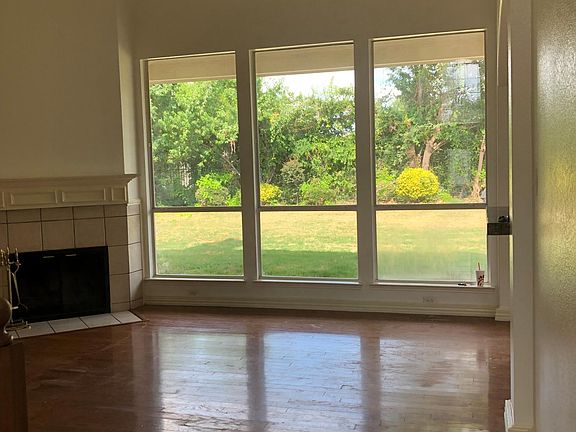 5th image of 7612 Aubrey Ln
