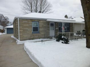 1118 S 118th St, West Allis, WI 53214