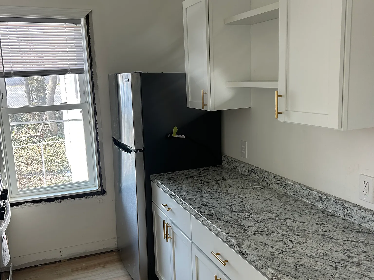 2 bed, 800 sqft, $1,800 — Photo 3