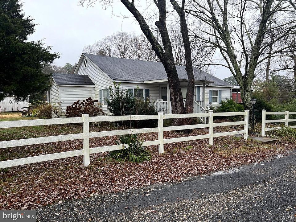 1st image of 20770 Langley Rd