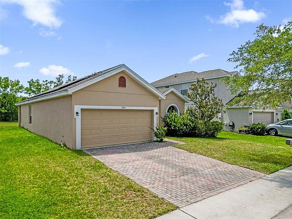 3rd image of 3940 Heathcote Dr
