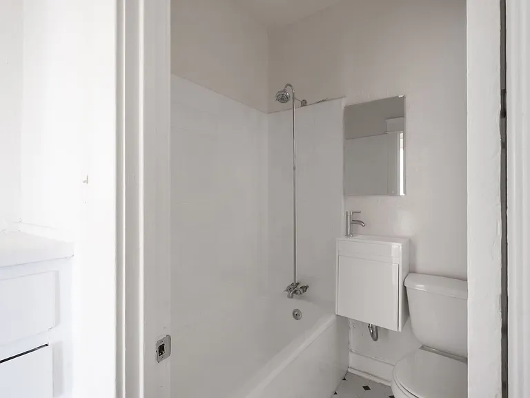 4309 S Main St — Photo 14