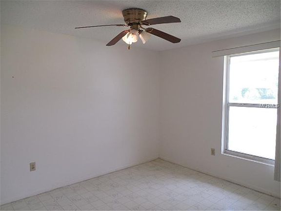 5th image of 2329 Auburn Blvd