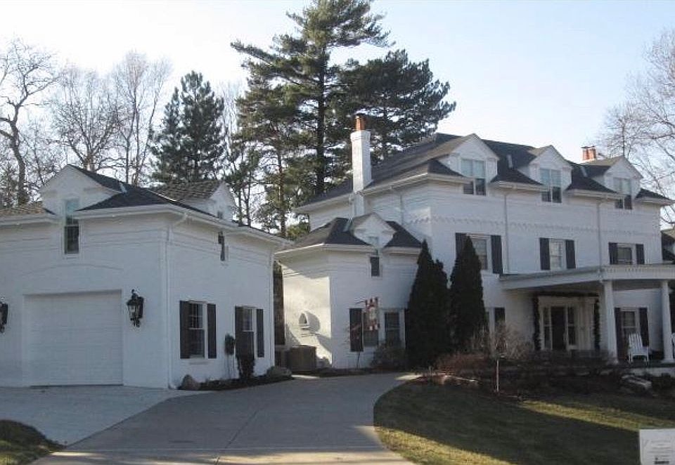 1st image of 1306 S 78th Ave