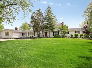 207 Le Jeune Ave, Lockport, IL 60441