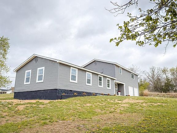 5th image of 41 Park Dr