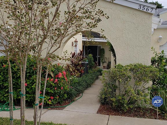 5th image of 3567 Muirfield Dr #2