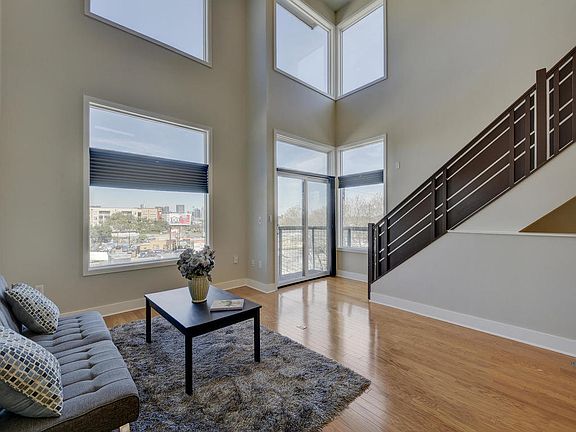 4th image of 1702 S Lamar Blvd #1