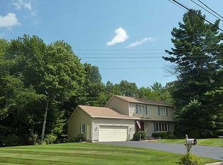 10 Black Oak Ct, Cranston, RI 02921