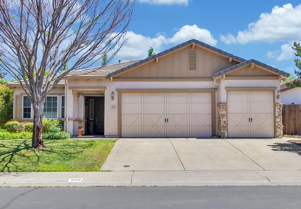 1st image of 608 Lilja Ct