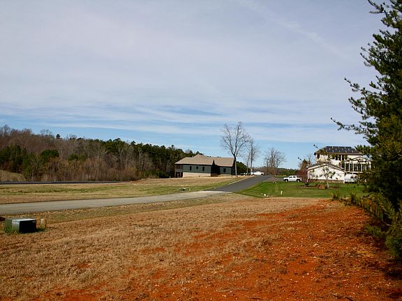 3rd image of 5223 Osprey Dr #3