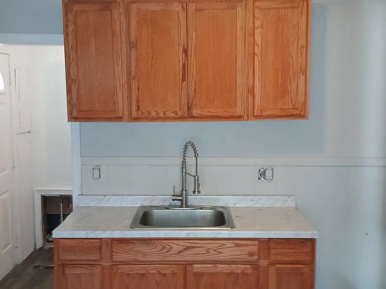 1335 N Grant Ave — Photo 8