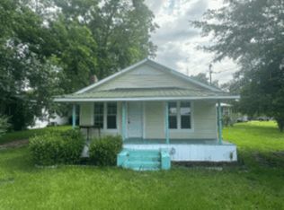 689 E Cottonwood Rd, Dothan, AL 36301