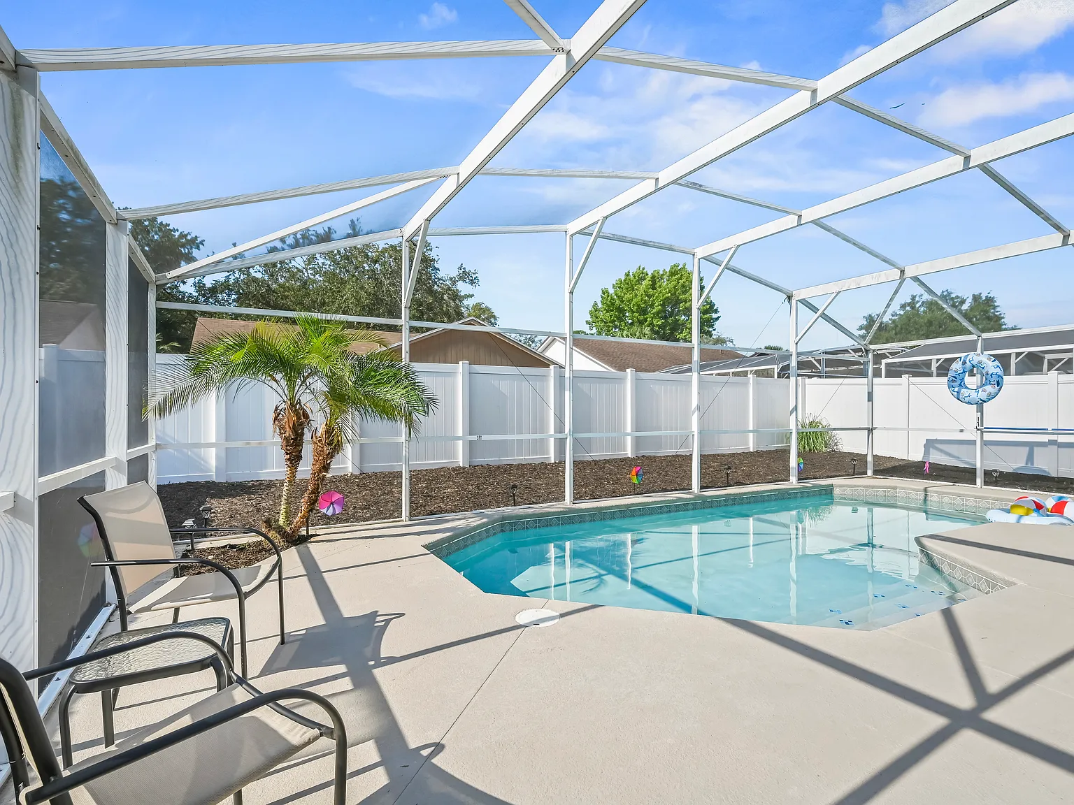 3 bed, 1305 sqft, $3,000 — Photo 4