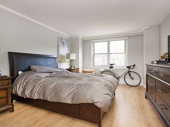 3rd image of 303 W 66th St APT 1GE