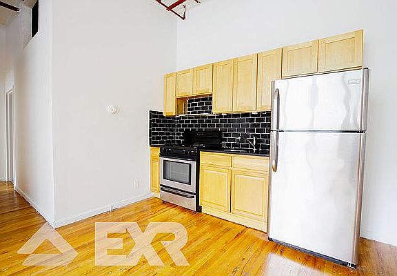3rd image of 380 Troutman St #101