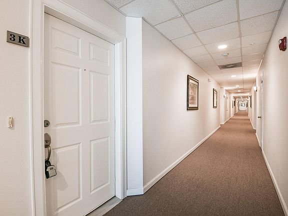 4th image of 6655 W Sam Houston Pkwy S Unit 3K