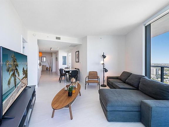 5th image of 501 NE 31st St Unit 3501