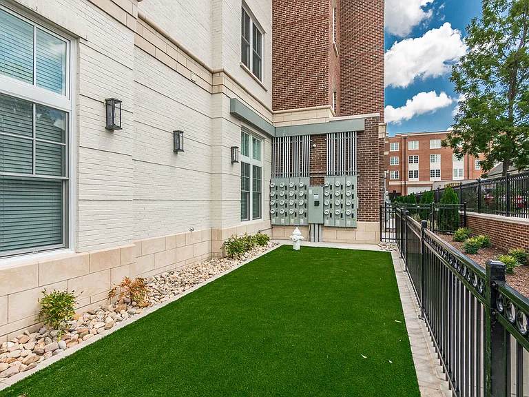 The Residences at Harpeth Square — Photo 51