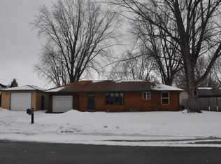 8051 Hynes Ave S, Cottage Grove, MN 55016