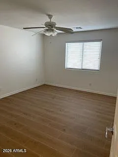 8516 S 55th Dr — Photo 15