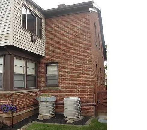 3rd image of 2726 Forest Ave