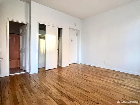 Rented by Sovereign Associates | media 14