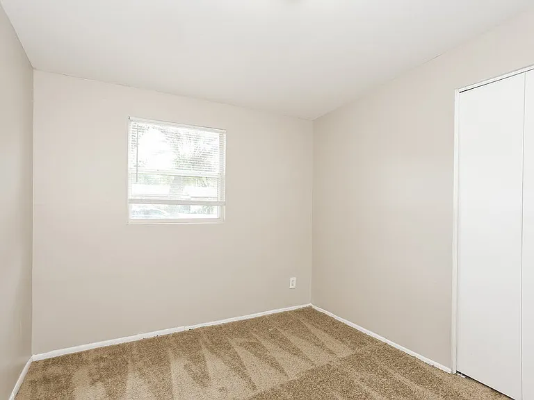1009 Beckner Ave — Photo 12